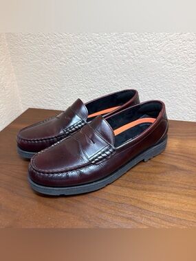 Rockport Men’s Sz 9.5 Wide Burgundy Penny Loafer Dress Casual Shoe Comfort